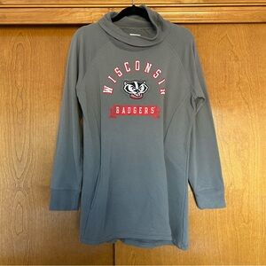 Wisconsin Badgers Grey Cowl Neck Sweatshirt Size Large